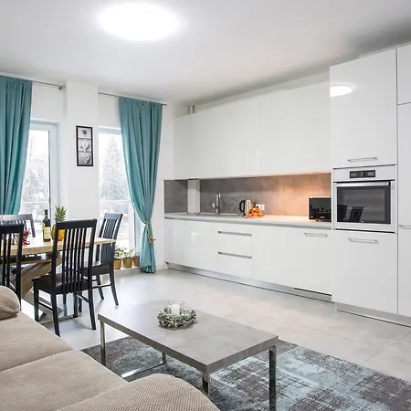Elite Apartment *